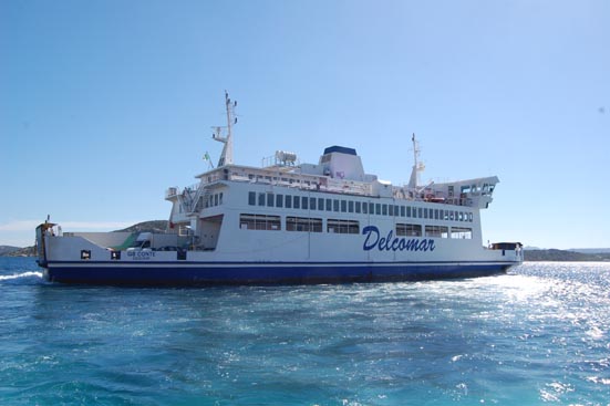 Dal  20 maggio sui traghetti da e per Carloforte sono in vigore le agevolazioni tariffarie per i passeggeri non residenti