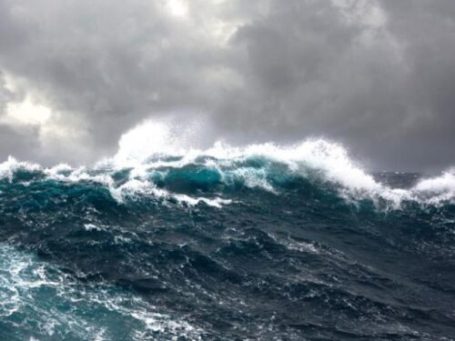 Nave mercantile battente bandiera delle Comore affonda nell’Egeo con 14 membri dell’equipaggio a bordo