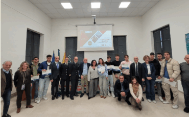 Caronte & Tourist e Fit Cisl Sicilia premiano 15 giovani diplomati del “Da Vinci–Torre”: valorizzare il merito per costruire il futuro del mare