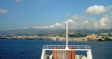 Stretto di Messina, il “sistema dei 78 giorni”: contratti spezzati per evitare la stabilizzazione dei marittimi