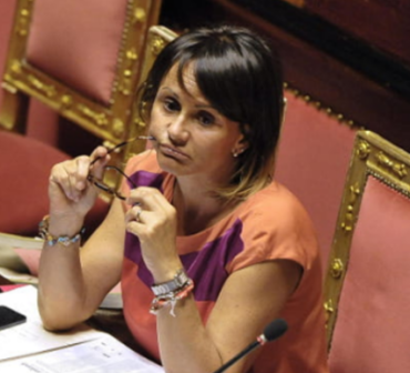 Assolta Simona Vicari: “Il fatto non sussiste”. Il Rolex non era una mazzetta