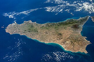 Sicilia vara il piano finanziario per salvaguardare i collegamenti con le isole minori